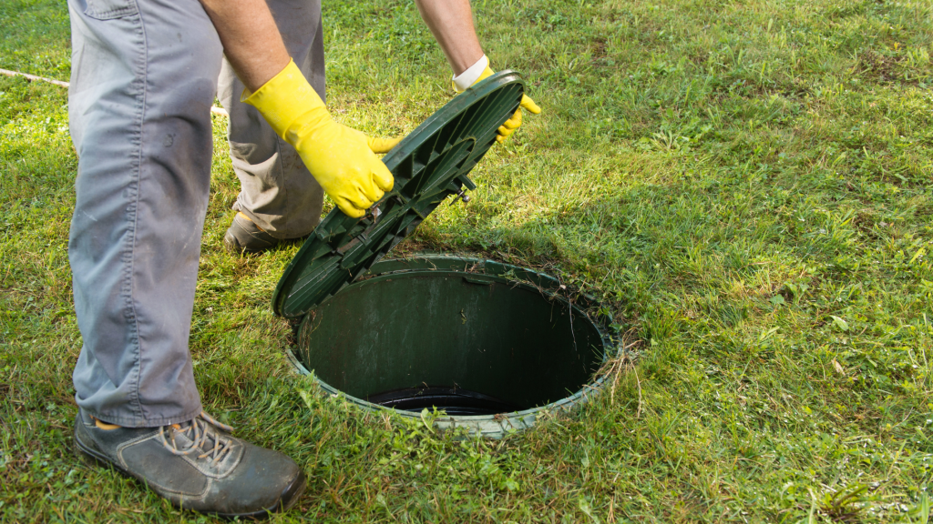 Holding Tank Pumping vs. Septic Pumping: What’s the Difference?